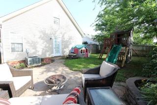 2722 Oxford Hall Ave, Murfreesboro, TN 37128-2856