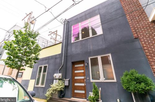 615 Clarion St, Philadelphia, PA 19147-1834