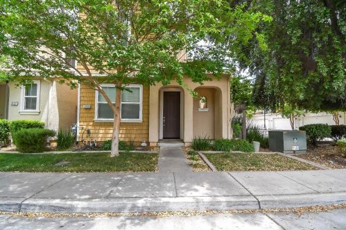 3129 Lea Sterling Way, Rancho Cordova, CA 95670-6260