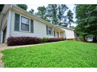 1363 Janice Ct, Lilburn, GA 30047-2305