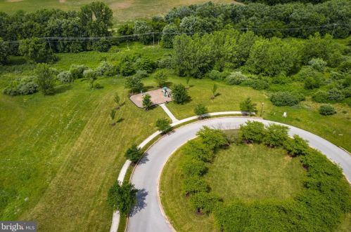 200 Colston Rd, Charles Town WV  25414-5493 exterior