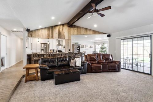 2665 Hawkeye Ave, Turlock CA  95380-2950 exterior