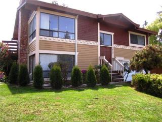7410 Mcaleer Way, Edmonds, WA 98026-8550