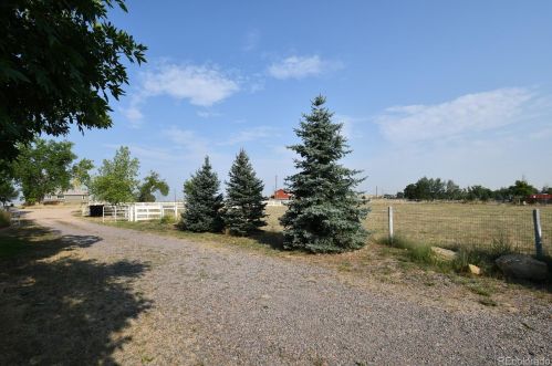 2330 Mathews Ave, Wattenburg, CO 80621-7700