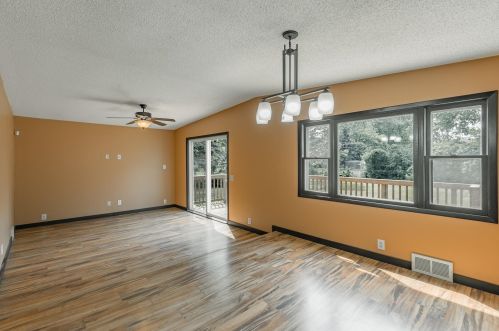 652 Berwood Ave, Saint Paul MN  55127-5103 exterior