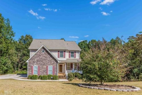 131 Smokey Ridge Dr, Newnan, GA 30263-6610