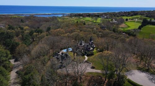 8 Oenoke Ln, Westerly, RI 02891-5100