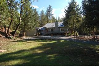 111 Findley Rd, Williams, OR 97544-9513