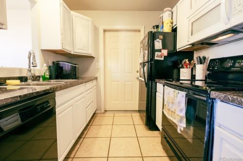 3721 Riverside Pkwy, Greeley CO  80620-2801 exterior