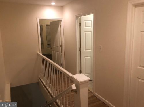 857 Centre St, Trenton, NJ 08611-3543