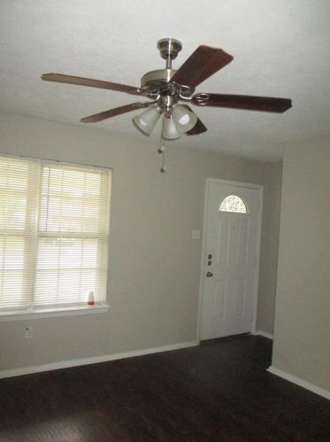 2718 Wesleyan Dr, Irving TX  75062-7196 exterior