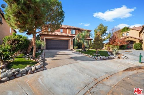 4622 Parton Ct, Lancaster, CA 93536-5527