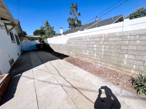 4226 Highland Pl, Riverside CA  92506-1104 exterior