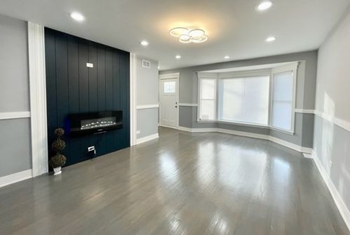 8745 Marshfield Ave, Chicago, IL 60620-4848