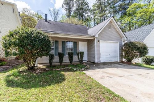 105 Turning Pt, Stockbridge, GA 30281-3453