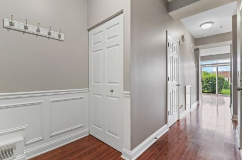 2221 Flagstone Ln, Carpentersville, IL 60110-1266