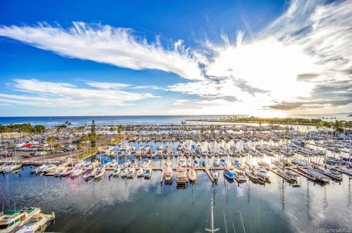 1765 Ala Moana Blvd, Honolulu HI  96815-1435 exterior