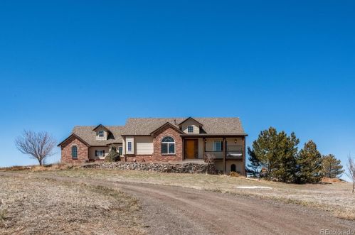 625 Coyote Trl, Elizabeth, CO 80107-8597