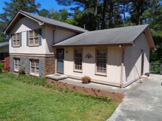 2540 Falcon Ridge Dr, Grayson, GA 30017-1444