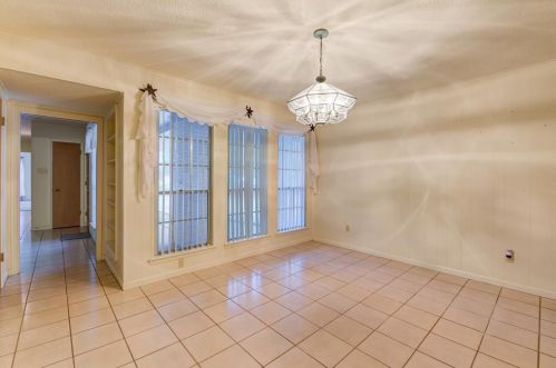 46 Ivy Ct, Conroe TX  77304-1205 exterior