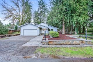 8770 Dolph St, Portland OR  97219-4336 exterior