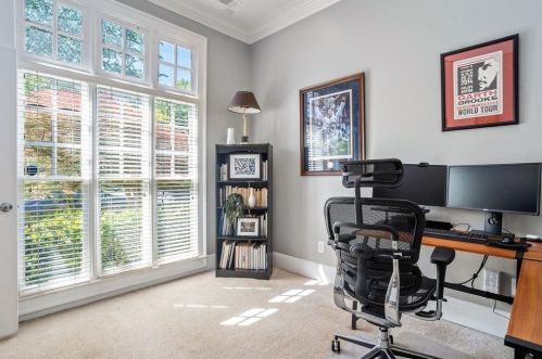 2507 Brookline Cir, Atlanta GA  30319-3690 exterior