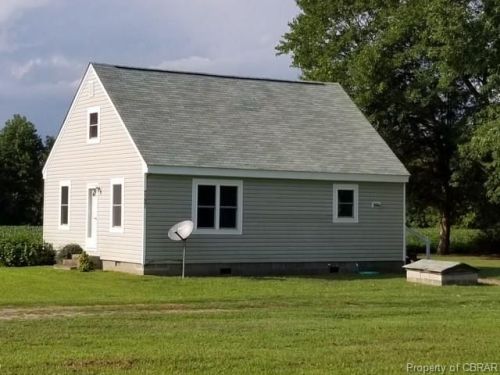 7121 Rosehill Rd, Zanoni, VA 23061-3964