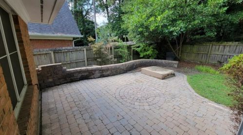 2442 Kings Ct, Atlanta GA  30345-2120 exterior