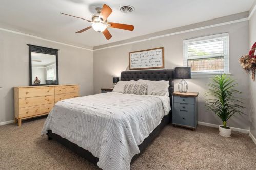 5463 Woodway Dr, Fort Worth TX  76133-2041 exterior