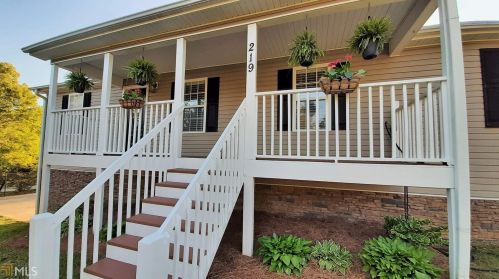 219 Wallis Rd, Villa Rica, GA 30180-4003