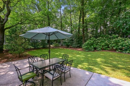 2745 Eaton Pl, Atlanta GA  30350-5547 exterior