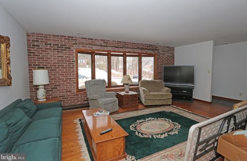 2119 Oaklyn Dr, Fallston MD  21047-2005 exterior