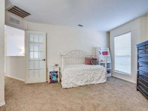 2507 Gln Morris Rd, Carrollton TX 75007-1916 exterior