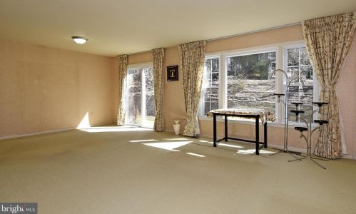 15037 Butterchurn Ln, Silver Spring MD 20905-5741 exterior