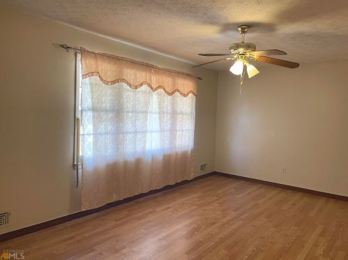 6456 Fleming Rd, Morrow, GA 30260-2619