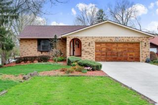 599 Clotts Rd, Columbus, OH 43230-1840