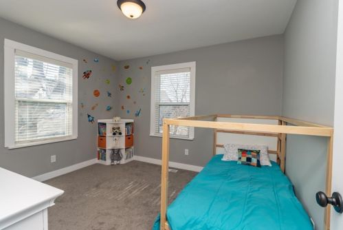 956 Dayton Ave, Saint Paul MN  55104-6544 exterior