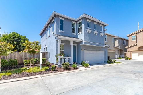 3805 Purple Finch Ln, Modesto, CA 95355-8514