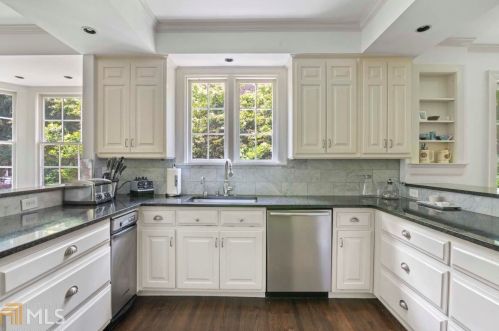 150 Beverly Rd, Atlanta GA  30309-2656 exterior