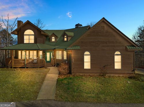 725 Amys Creek Rd, Clarkesville, GA 30523-3622