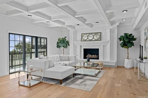 780 25th St, Upland CA  91784-1109 exterior