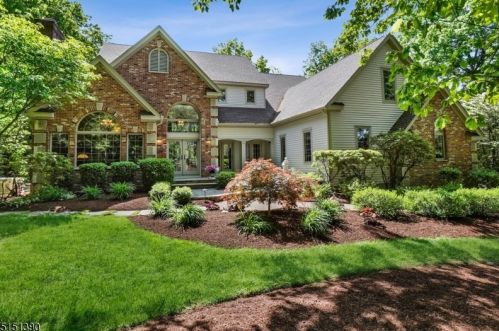 50 Pheasant Run, Kinnelon, NJ 07405-3028