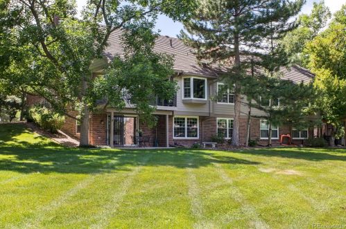 6193 Briarwood Cir, Englewood CO 80112-1035 exterior