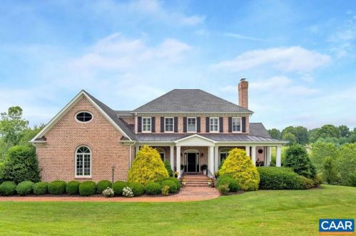 3300 Rosewood Ln, Charlottesville, VA 22903-9359
