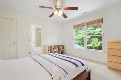 1331 Carolyn Dr, Atlanta GA  30329-3546 exterior