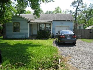13310 Knollcrest, Houston TX  77015-4322 exterior