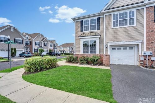 1 William Blow Ct, Edison, NJ 08837-7003