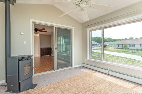 12 Mockingbird Dr, Killingly CT  06239-1539 exterior