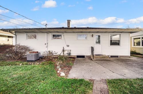 212 Virginia St, Hobart IN  46342-5884 exterior