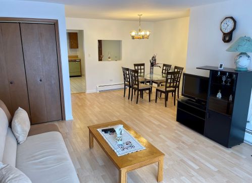 2139 Harlem Ave, Chicago, IL 60707-3253